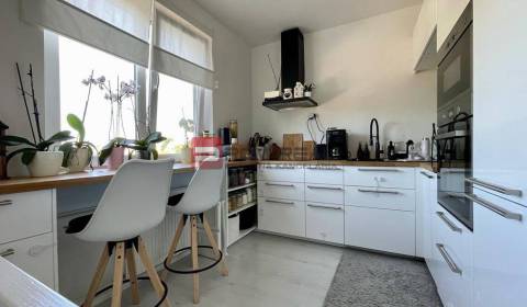 Sale Two bedroom apartment, Two bedroom apartment, centrum, Senec, Slo