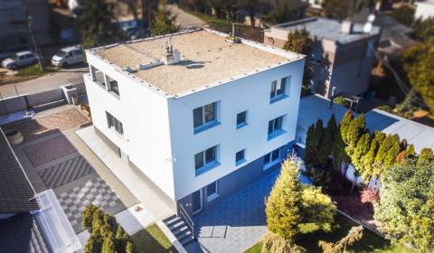 Rent Family house, Family house, Strojárenská, Senec, Slovakia