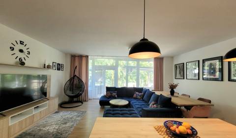 Sale Two bedroom apartment, Two bedroom apartment, Banská Bystrica, Sl