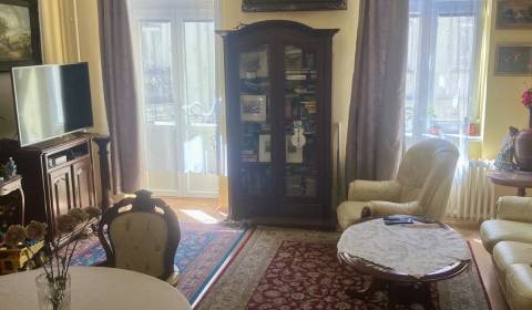Rent Two bedroom apartment, Two bedroom apartment, Štefánikova, Bratis