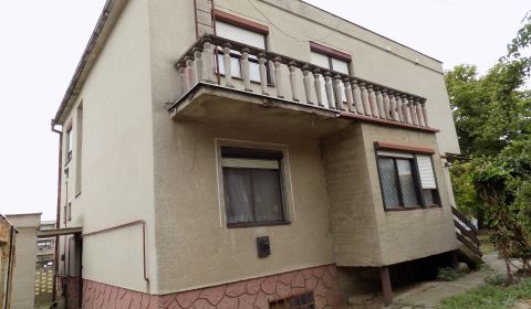Spacious Multi-Generational Home in Scenic Tvrdošovce