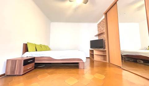 Sale Two bedroom apartment, Two bedroom apartment, Obchodná, Bratislav
