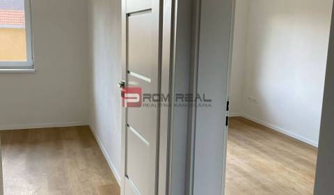 Sale Two bedroom apartment, Two bedroom apartment, Topolčianska, Piešť