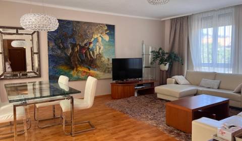 Rent Two bedroom apartment, Two bedroom apartment, Zámocká, Bratislava