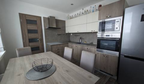 Sale Two bedroom apartment, Two bedroom apartment, Sídlisko Lúky, Nitr
