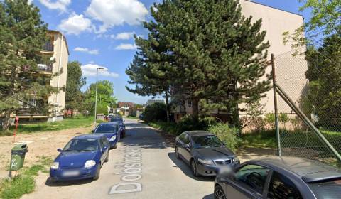 Rent One bedroom apartment, One bedroom apartment, Dobšinského, Senec,