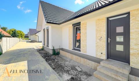 Sale Family house, Family house, Vajanského, Zlaté Moravce, Slovakia