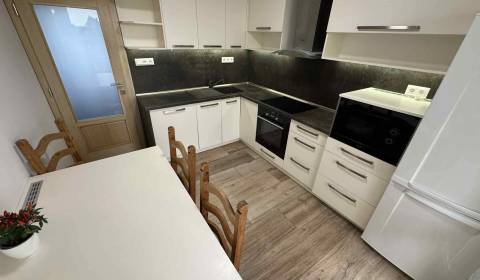 Sale Two bedroom apartment, Two bedroom apartment, Vodná, Komárno, Slo