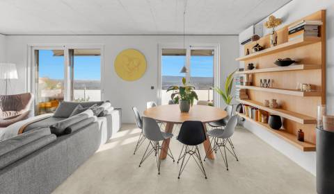 RESERVED design 4bdr apt 140m2, 2x parking, terraces, Drotárska cesta