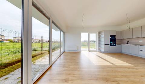 Sale Two bedroom apartment, Two bedroom apartment, Dúhová, Pezinok, Sl