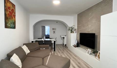 Rent One bedroom apartment, One bedroom apartment, Komárno, Slovakia