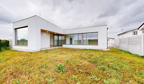 MA/KOSTOLIŠTE - Approved new building IN STANDARD with aluminum window