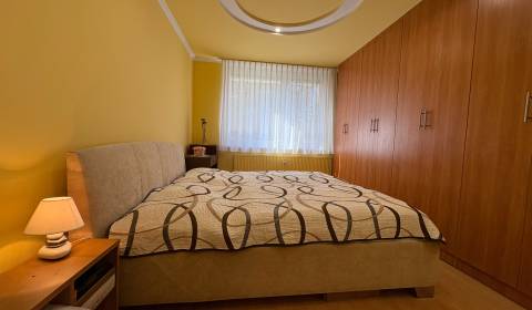 Sale Three bedroom apartment, Three bedroom apartment, Levice, Slovaki