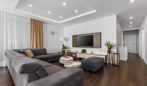 Spacious 4-Room Apartment with Terrace in Quiet Rovinka Location