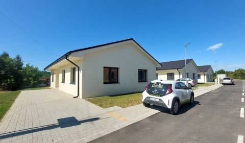 Sale Family house, Family house, Zlaté Moravce, Slovakia