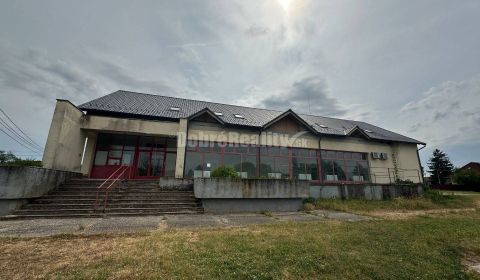 Sale Building, Building, Poštová, Levice, Slovakia