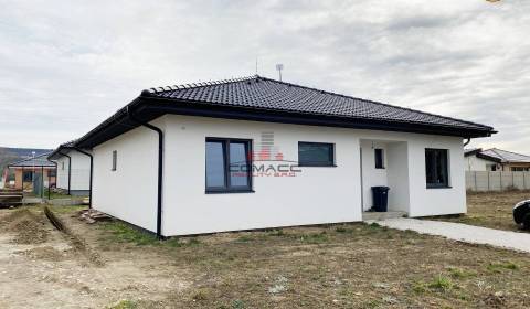 Sale Family house, Family house, Nové mesto nad Váhom, Nové Mesto nad