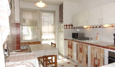 Sale Two bedroom apartment, Two bedroom apartment, Andrusovova, Bratis