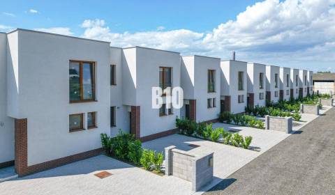 Sale Family house, Family house, Nová Dedinka - Nová Ves pri Dunaji, S