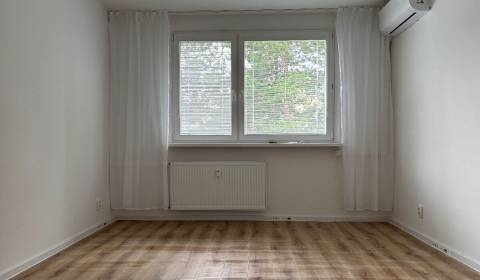 Sale Studio, Studio, Marie Curie Sklodowskej, Bratislava - Petržalka,