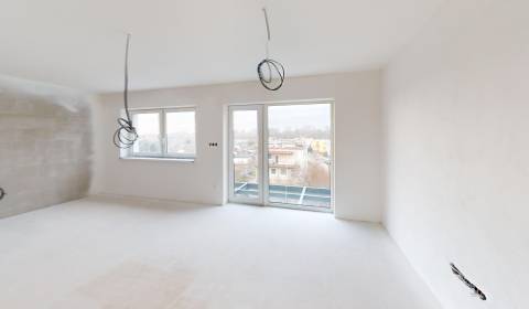 Sale Three bedroom apartment, Three bedroom apartment, Levice, Slovaki