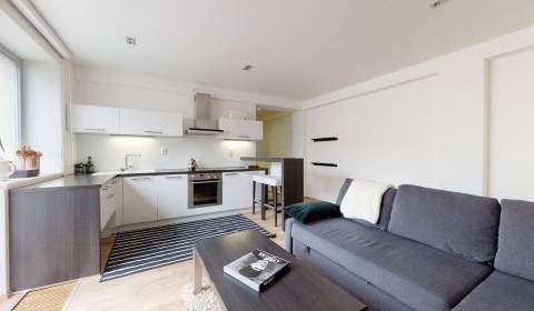 Apartment in new building in historical centre 