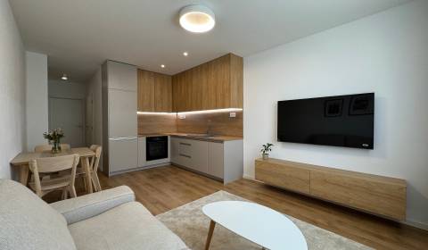 Rent Two bedroom apartment, Two bedroom apartment, Námestie Slobody, H