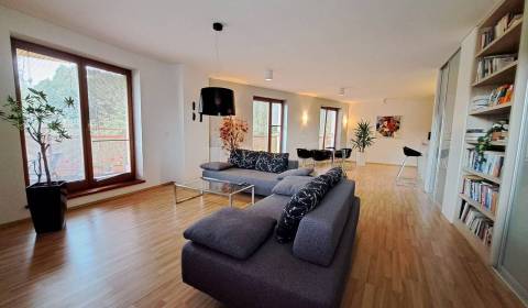 Rent One bedroom apartment, One bedroom apartment, Štefánikova, Poprad