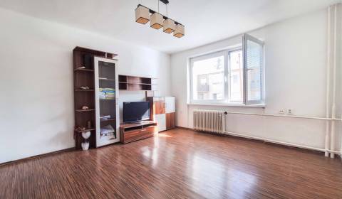 Sale Two bedroom apartment, Two bedroom apartment, Nové Zámky, Slovaki