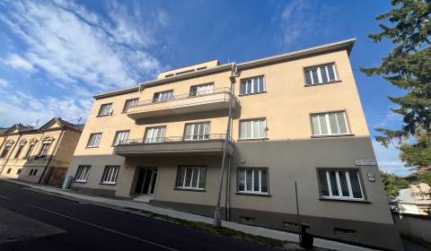 Sale Storehouses and Workshops, Storehouses and Workshops, Rudlovská c