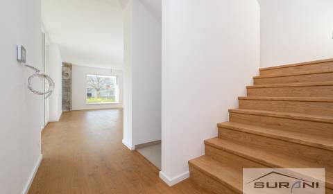 Sale Family house, Family house, Železničná, Bratislava - Vrakuňa, Slo