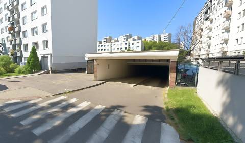 Sale Garage, Garage, Ondavská, Bratislava - Ružinov, Slovakia