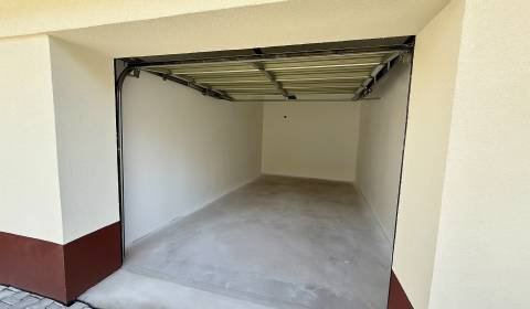 Sale Garage, Garage, Sadová, Senica, Slovakia