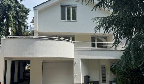 Sale Family house, Family house, Tichá, Bratislava - Staré Mesto, Slov