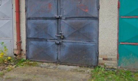 Sale Garage, Garage, Čierne Háje, Považská Bystrica, Slovakia