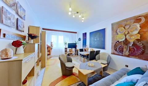 Sale Three bedroom apartment, Three bedroom apartment, Čsl. Parašutist