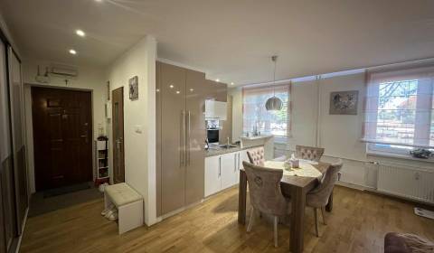 Sale One bedroom apartment, One bedroom apartment, Železničná, Komárno