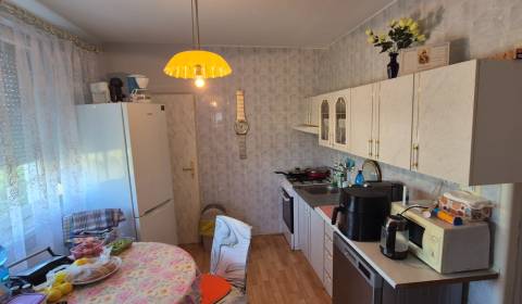 Sale Three bedroom apartment, Three bedroom apartment, Ďorocká, Nové Z