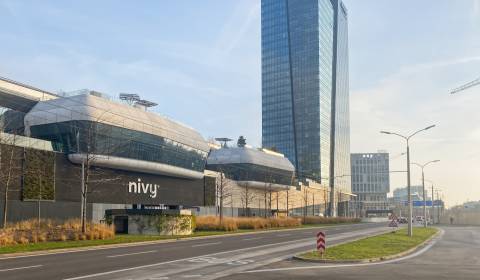 Private office space for 1 person in Regus Nivy Tower