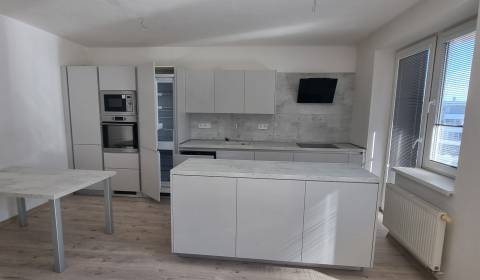 Rent Two bedroom apartment, Two bedroom apartment, Nové Zámky, Slovaki