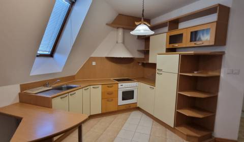 Rent Two bedroom apartment, Two bedroom apartment, Nové Zámky, Slovaki