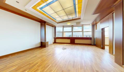 Rent Three bedroom apartment, Three bedroom apartment, Vajnorská, Brat