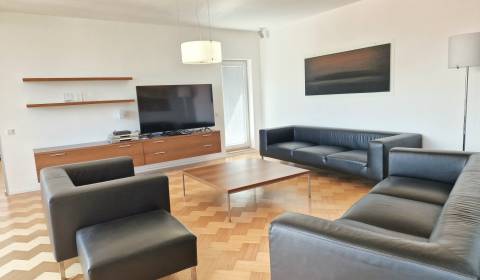 Rent Two bedroom apartment, Two bedroom apartment, Bratislava - Staré 
