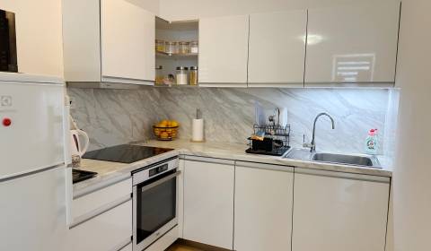 Rent Studio, Studio, Bakossova, Banská Bystrica, Slovakia