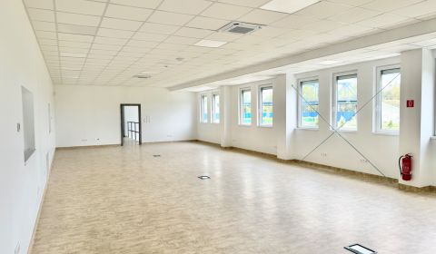 Modern Office Spaces for Rent Near KIA Plant in Teplička nad Váhom