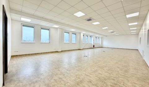 Modern Office Spaces for Rent Near KIA Plant in Teplička nad Váhom
