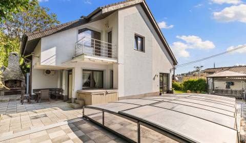 Sale Family house, Family house, Jaskový rad, Bratislava - Nové Mesto,