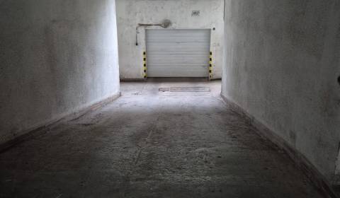 Rent Garage, Garage, Medená, Bratislava - Staré Mesto, Slovakia