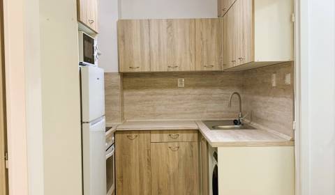 RENOVATED 3-ROOM APARTMENT FOR RENT, KOŠICE – PODHRADOVÁ