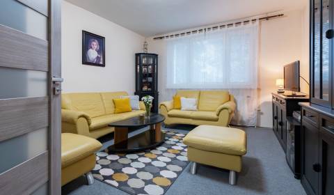 Sale Three bedroom apartment, Three bedroom apartment, Vyšehradská, Br
